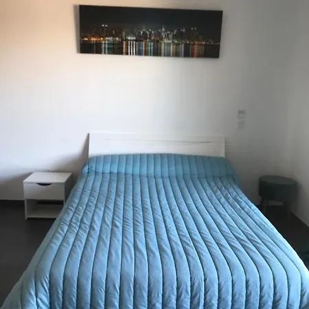 Dans Neuve Et Calme Apartment