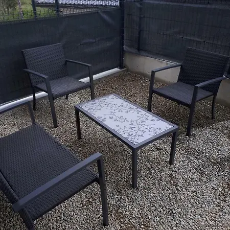 Dans Neuve Et Calme Apartament Corte (Corsica)